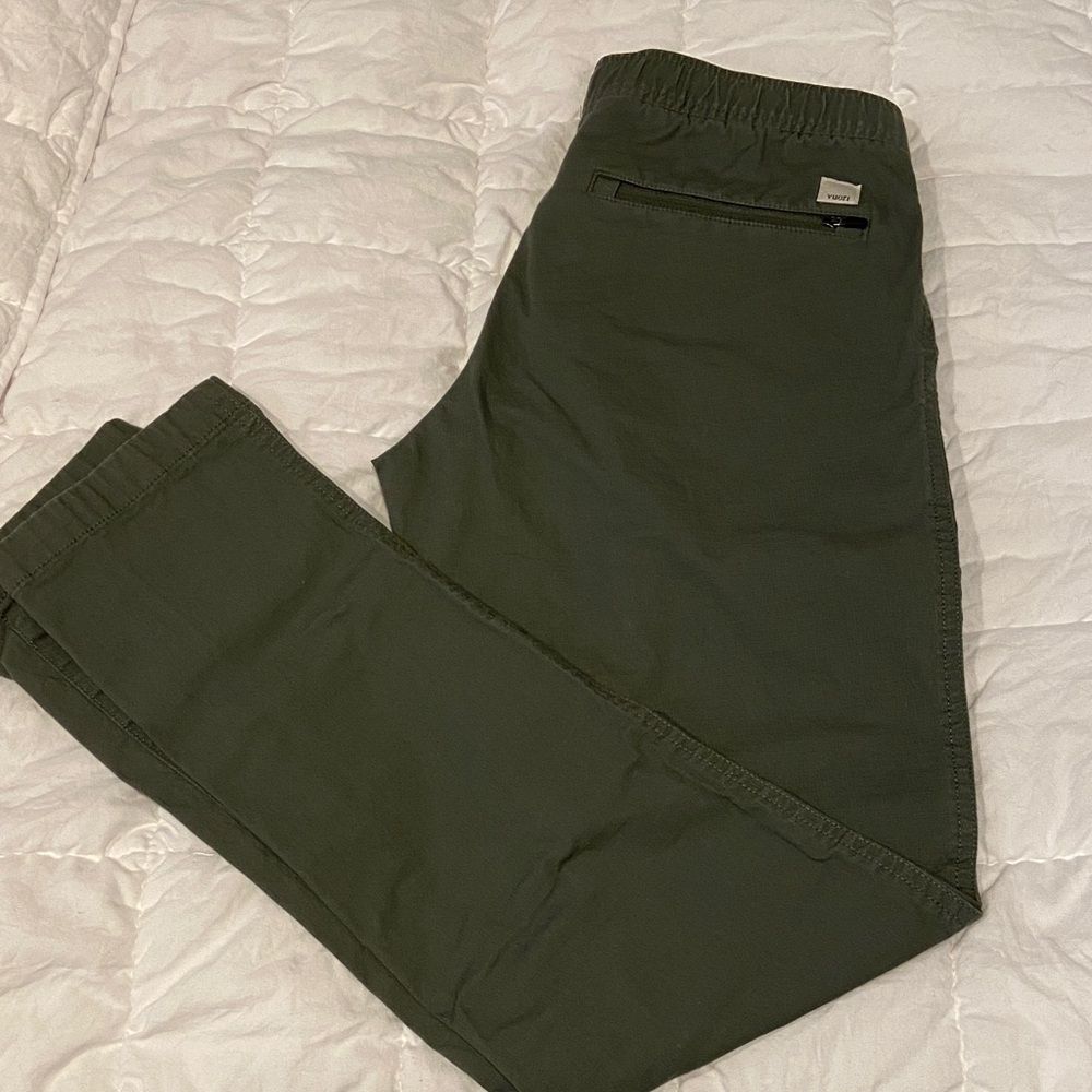 Vuori Women's Olive Green Straight Leg Pants